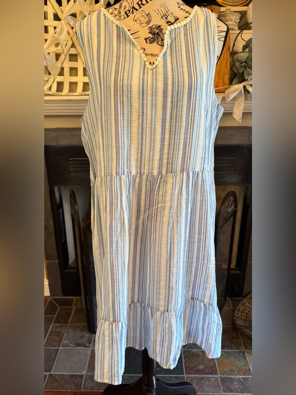 Ronni Nicole Sleeveless Linen Blend Babydoll Dress Blue White Stripes Ruffle LRG - Picture 1 of 11
